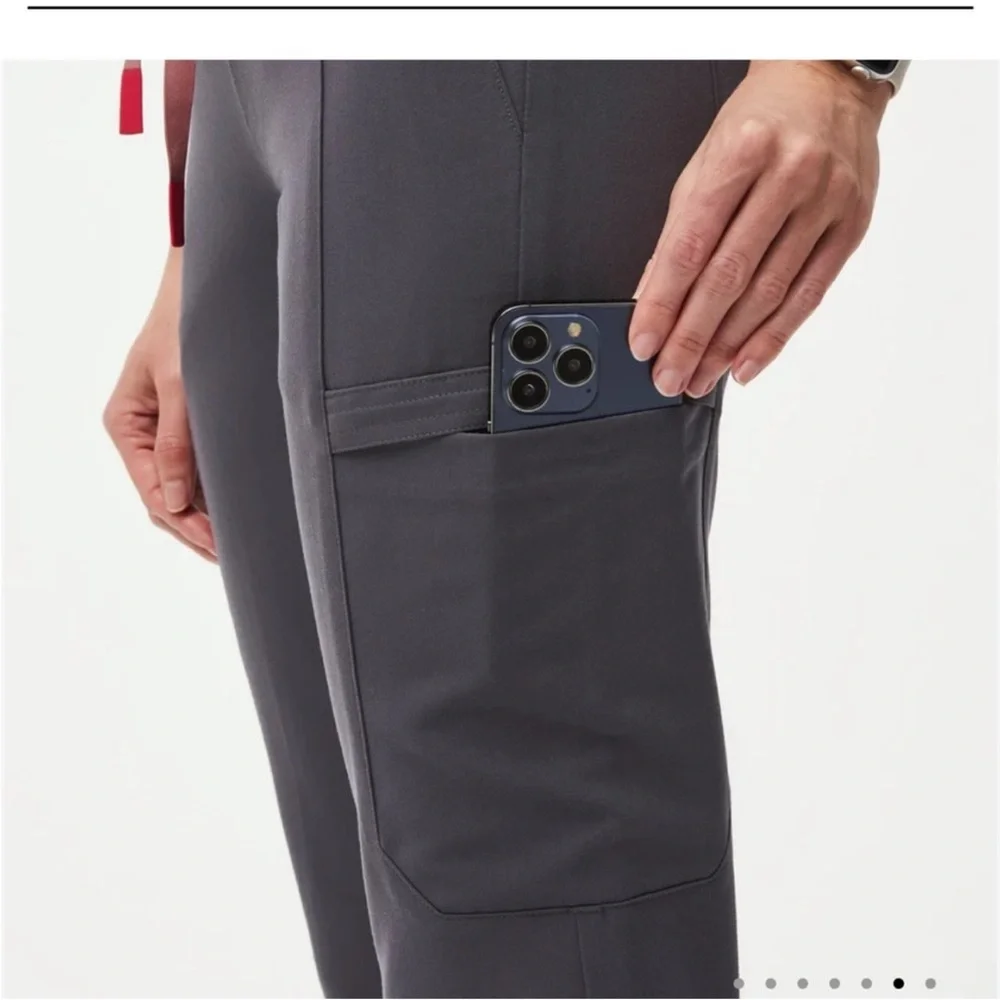 FIGS Lesage Joggers Charcoal Small Tall - Picture 4 of 10